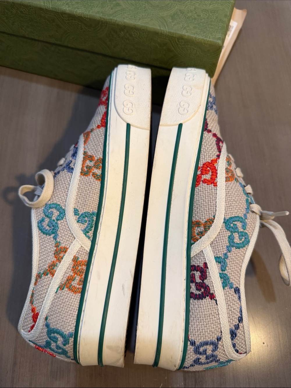 Gucci Multicolor GG Canvas Low-Top Sneakers - Picture 9 of 13